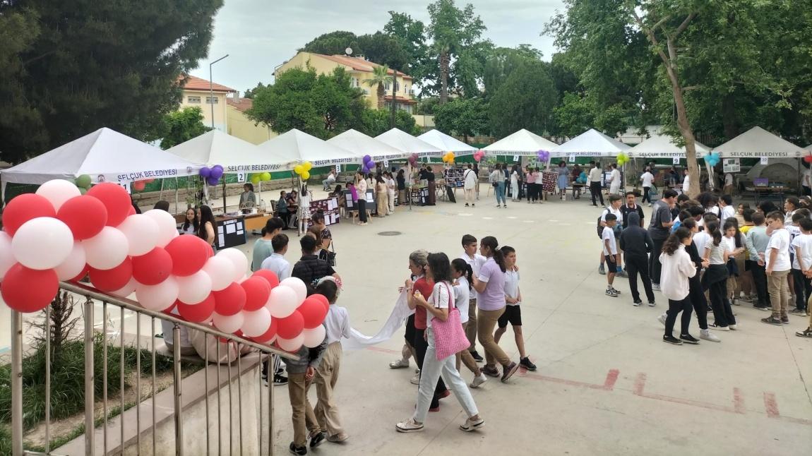 2024-2025 Eğitim Öğretim Yılı Selçuk TÜBİTAK Bilim Fuarı Okulumuzda Yapıldı.